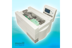 Ultrasonic bath with soil indicators in it
