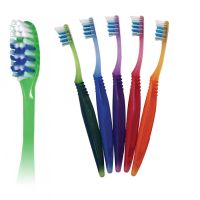 #415 MaxEffect Compact Head Toothbrush