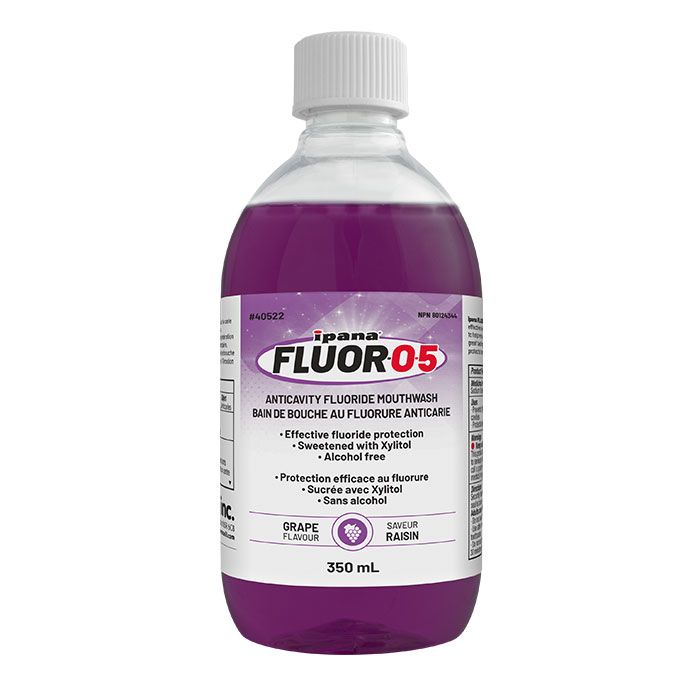 ipana Fluor-o-5 anticavity fluoride mouthwash, grape flavour